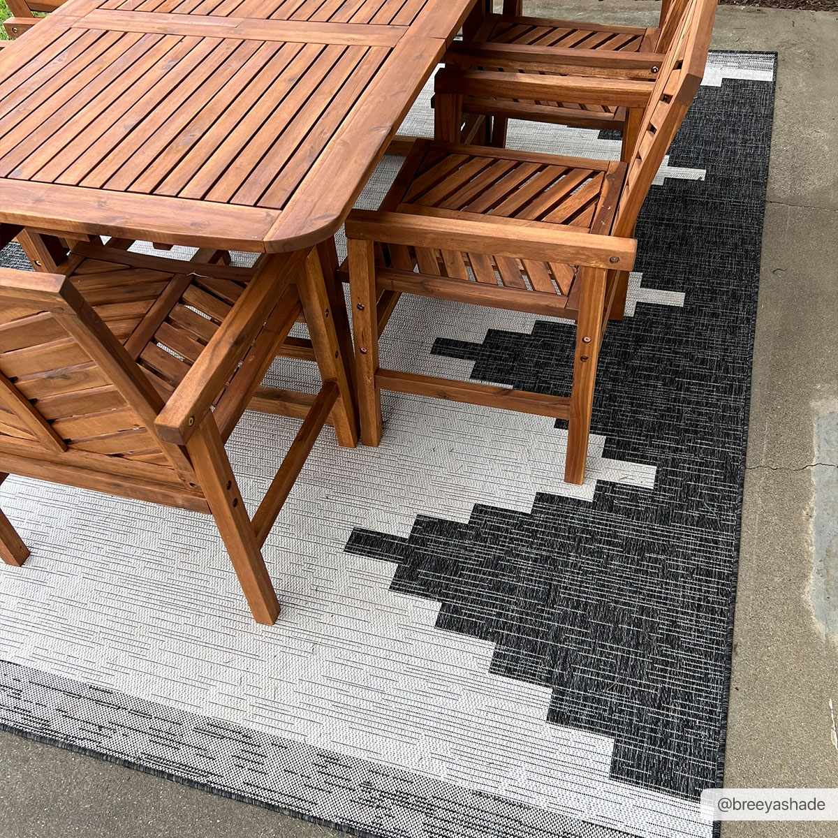 Hauteloom Djugun Polypropylene Indoor/Outdoor Area Rug