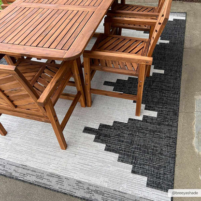Hauteloom Djugun Polypropylene Indoor/Outdoor Area Rug