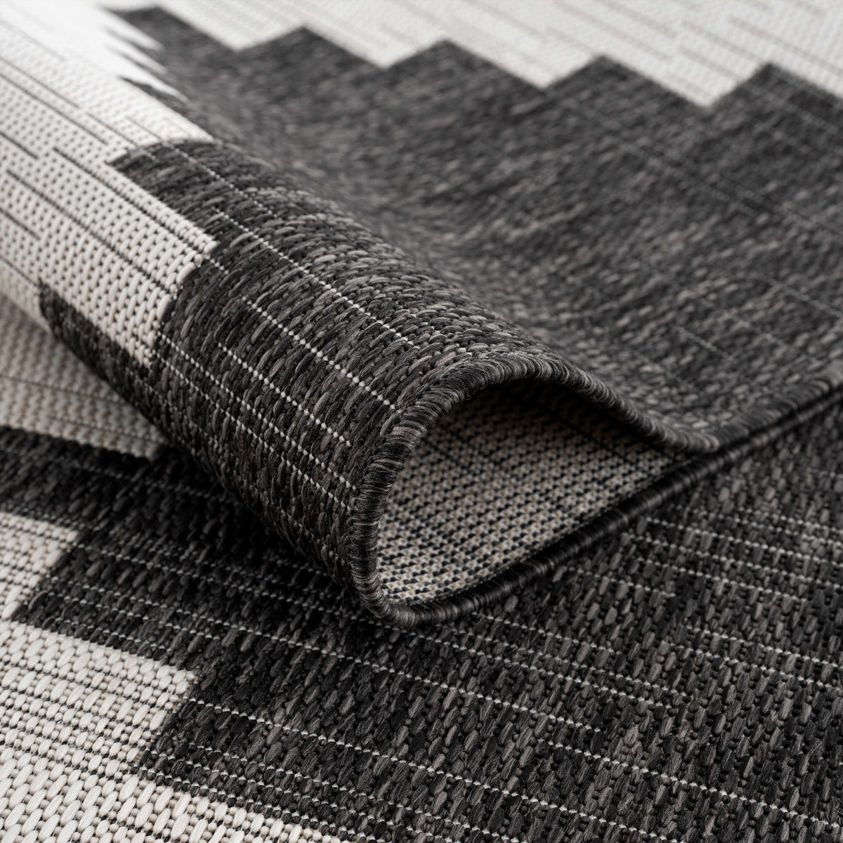 Hauteloom Djugun Polypropylene Indoor/Outdoor Area Rug