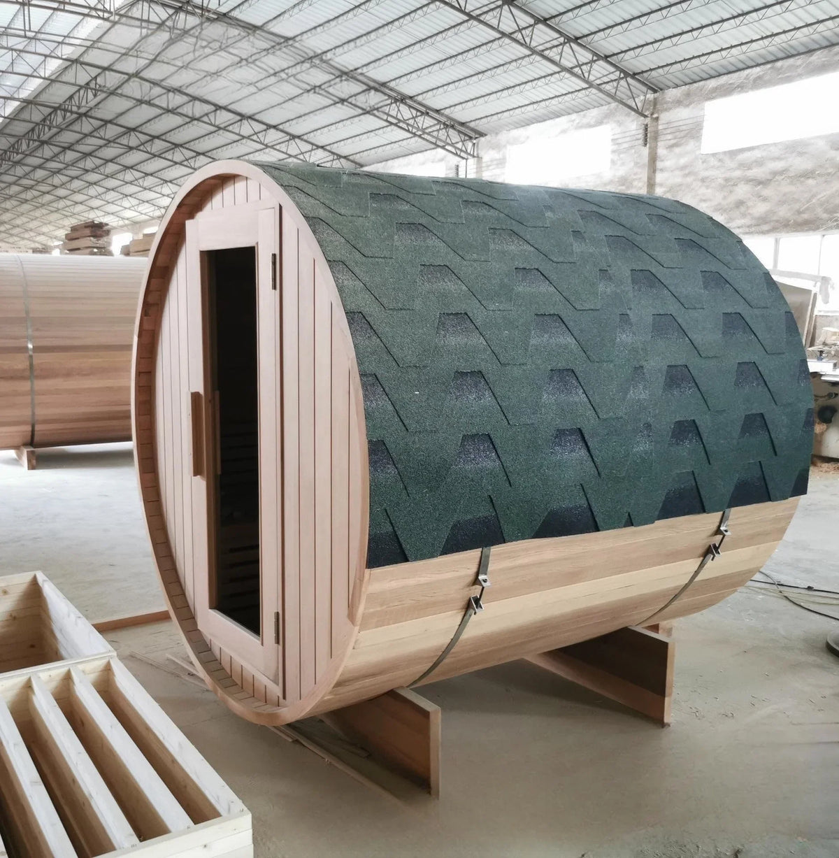 Red Cedar Barrel Sauna for 2–4 People